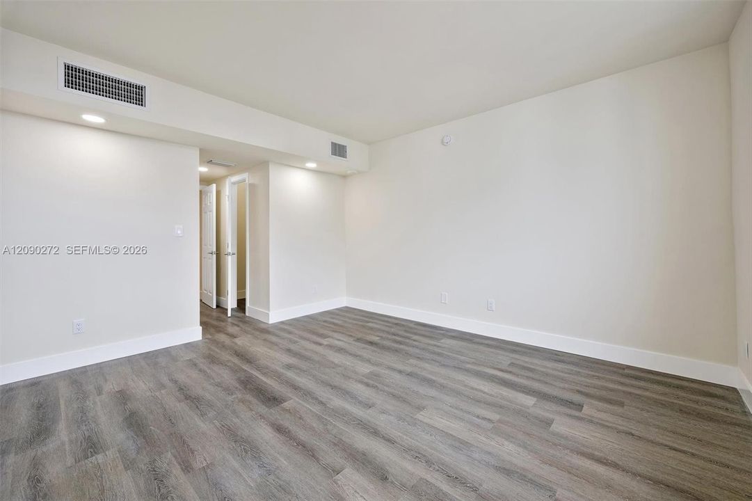 En Venta: $314,900 (1 camas, 1 baños, 1005 Pies cuadrados)