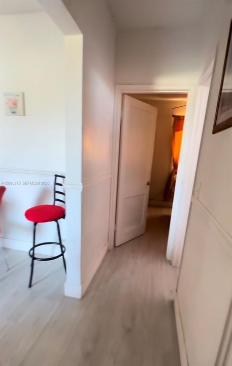 В аренду: $1,800 (2 спален, 1 ванн, 650 Квадратных фут)