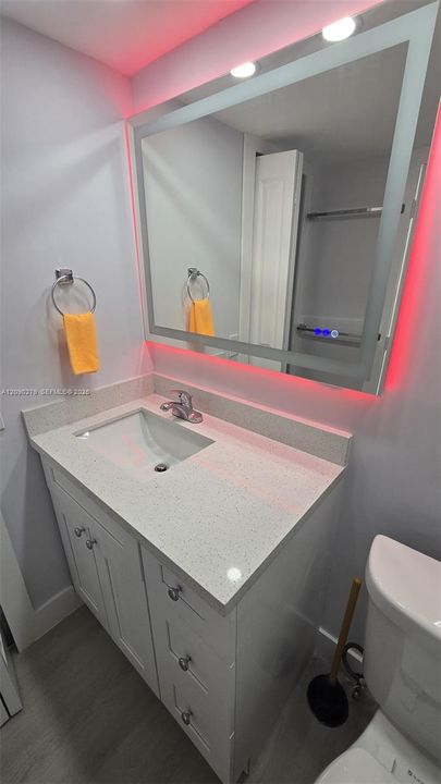 В аренду: $2,800 (1 спален, 1 ванн, 750 Квадратных фут)