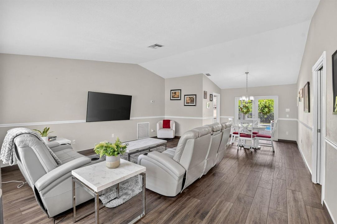 8-web-or-mls-22606-18