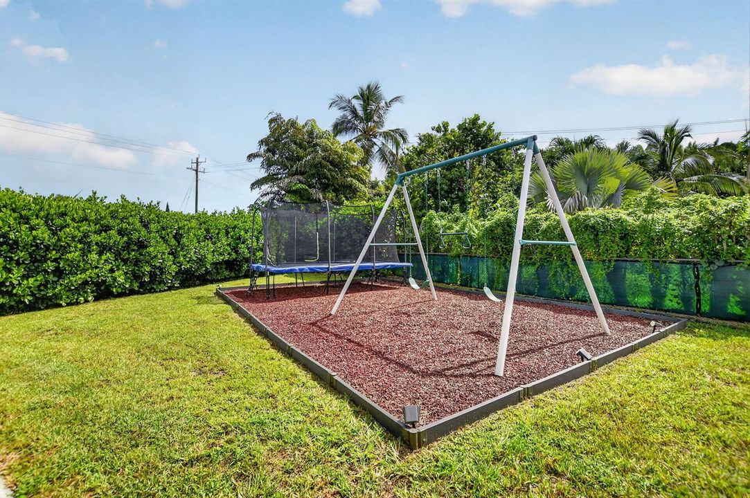 56-web-or-mls-22606-21