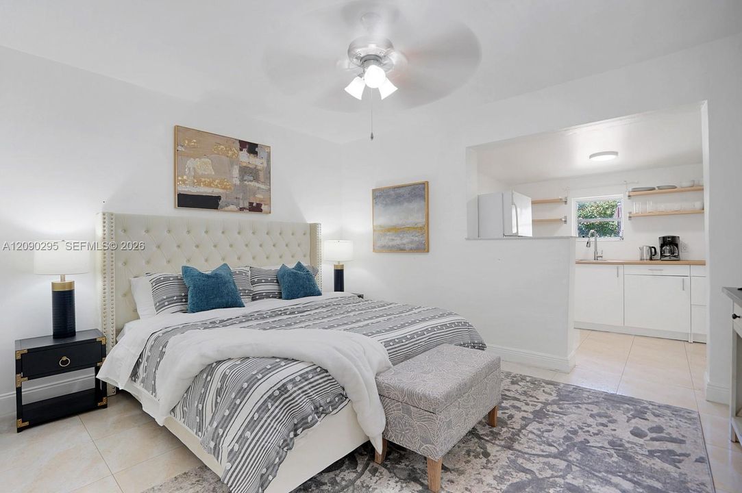 For Rent: $1,700 (0 beds, 1 baths, 400 Square Feet)