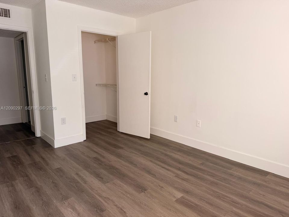 В аренду: $2,000 (2 спален, 2 ванн, 980 Квадратных фут)