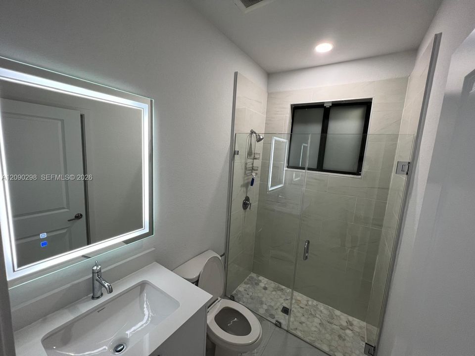 For Sale: $990,000 (5 beds, 3 baths, 2070 Square Feet)