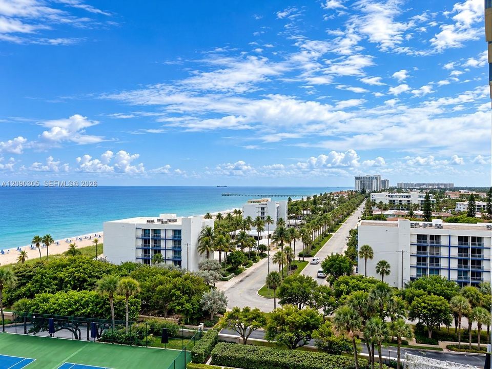 For Sale: $1,050,000 (2 beds, 2 baths, 1700 Square Feet)