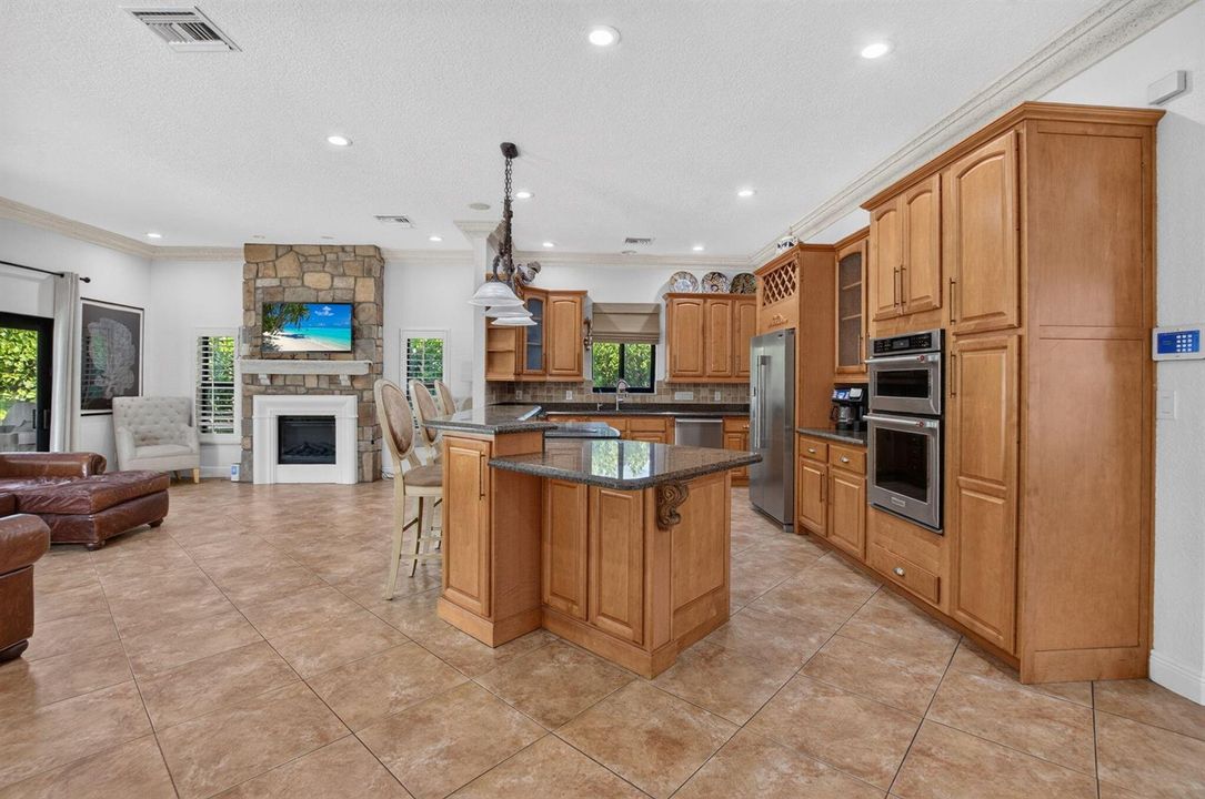 Living - KitchenArea