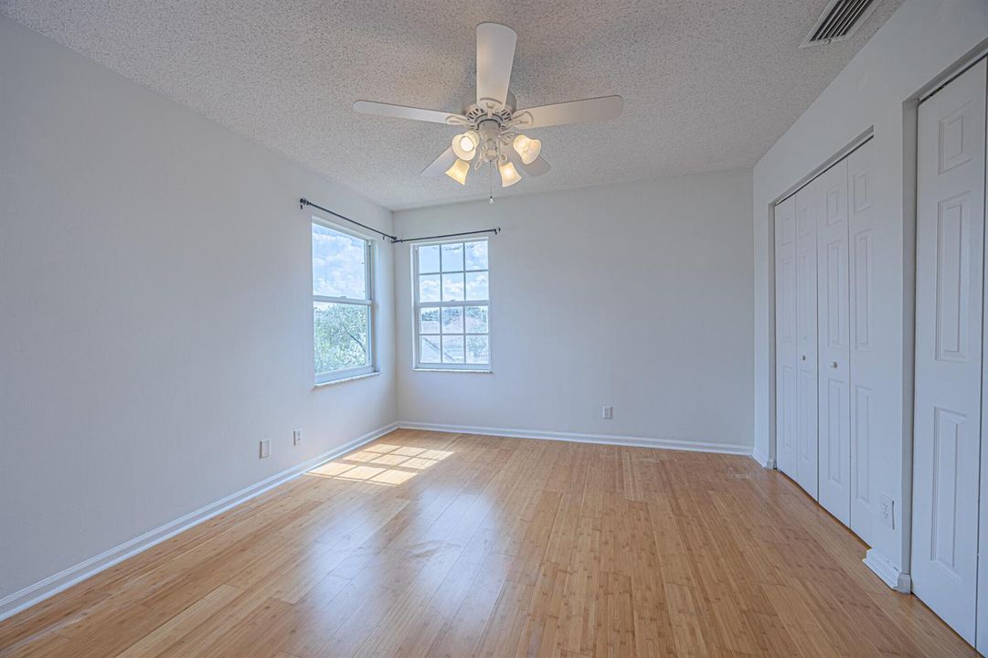 153A0030-HDR