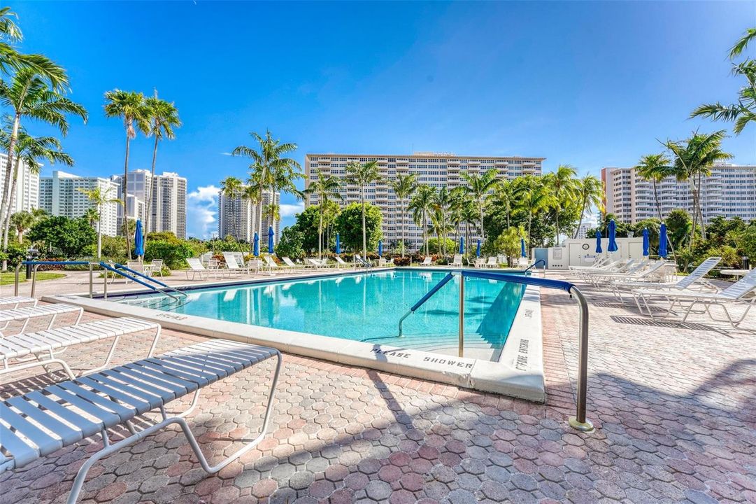 Steps to pool