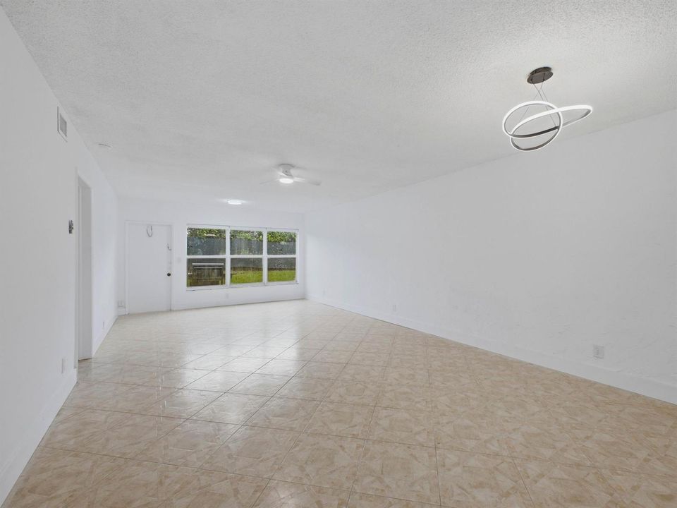 Dining Living 1