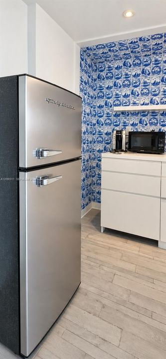 В аренду: $2,475 (0 спален, 1 ванн, 466 Квадратных фут)