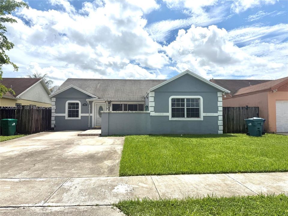 En Venta: $500,000 (4 camas, 2 baños, 1425 Pies cuadrados)