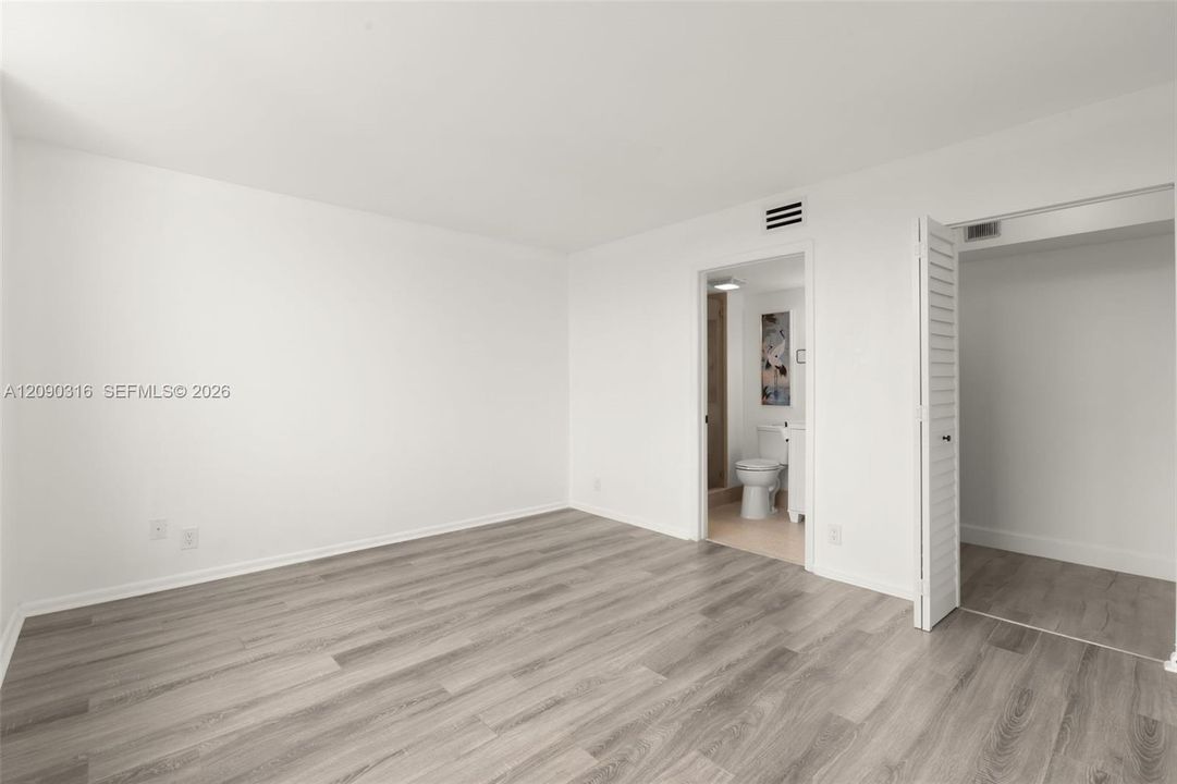 En Venta: $137,500 (1 camas, 2 baños, 850 Pies cuadrados)