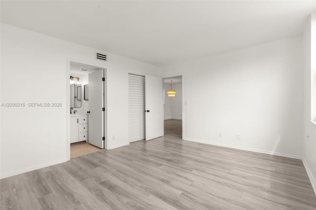 En Venta: $137,500 (1 camas, 2 baños, 850 Pies cuadrados)