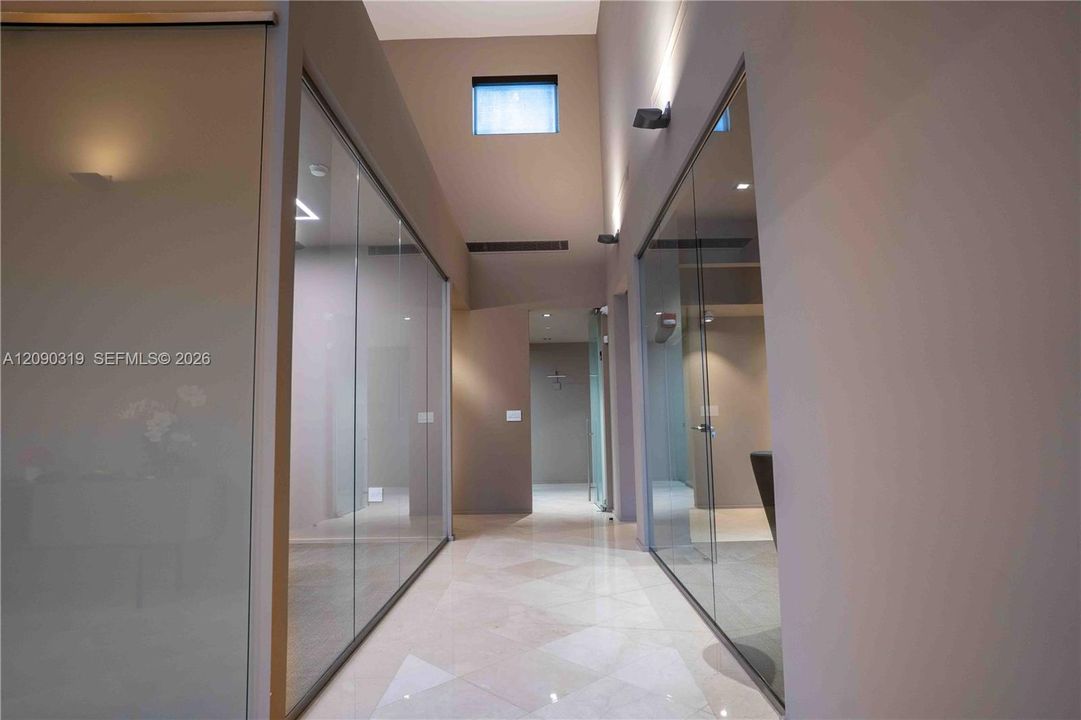 В аренду: $16,000 (0 спален, 0 ванн, 0 Квадратных фут)