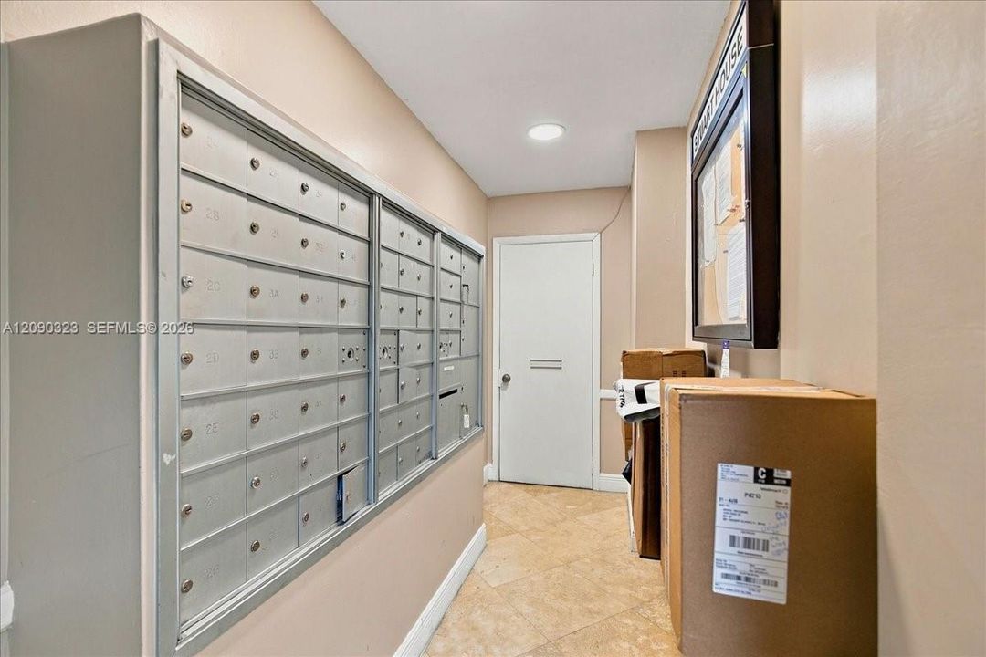For Rent: $3,450 (2 beds, 2 baths, 1280 Square Feet)