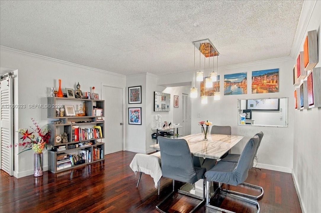 For Rent: $3,450 (2 beds, 2 baths, 1280 Square Feet)