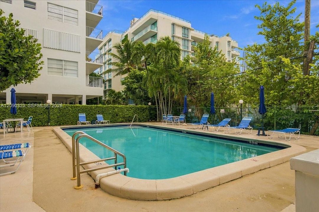 For Rent: $3,450 (2 beds, 2 baths, 1280 Square Feet)