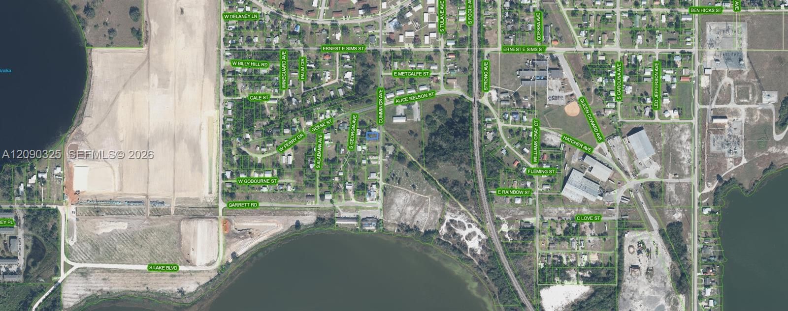 For Sale: $7,900 (0.11 acres)
