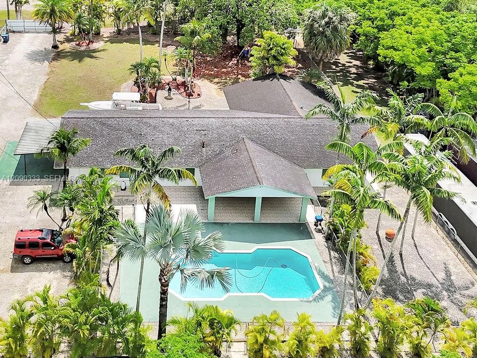 For Rent: $4,500 (3 beds, 2 baths, 2082 Square Feet)