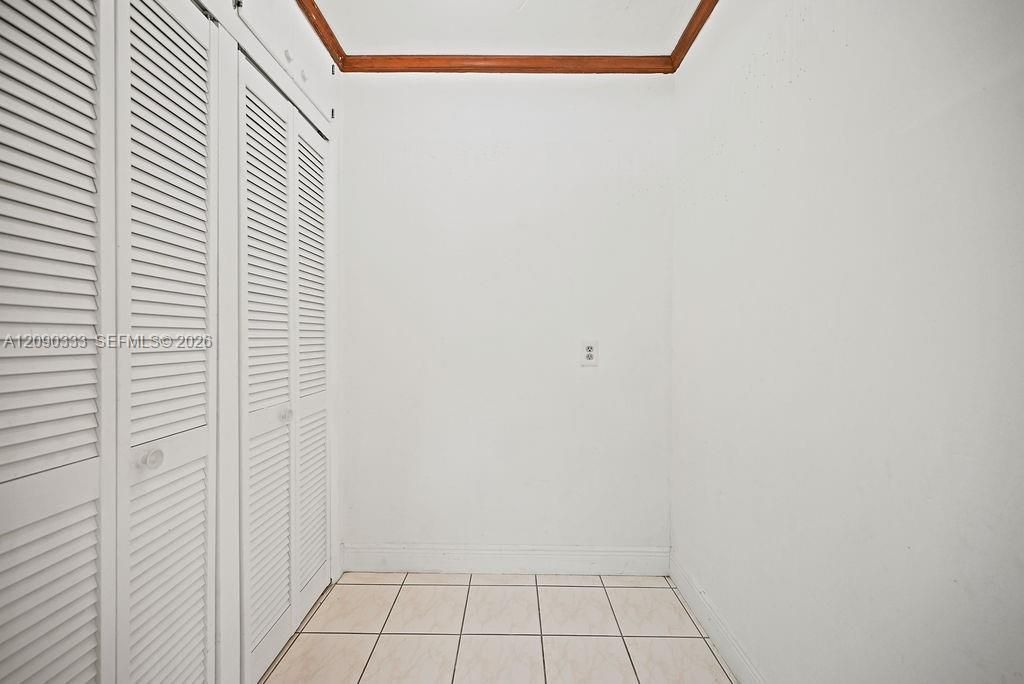 For Rent: $4,500 (3 beds, 2 baths, 2082 Square Feet)