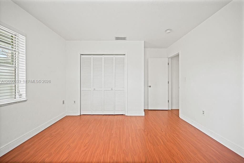 For Rent: $4,500 (3 beds, 2 baths, 2082 Square Feet)