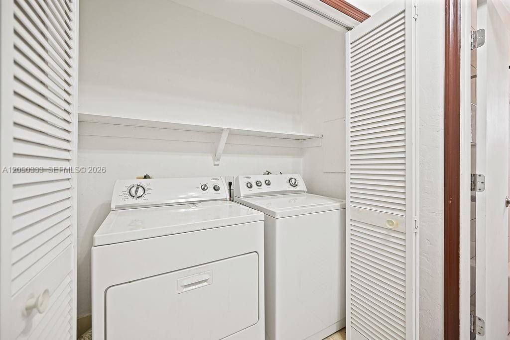 For Rent: $4,500 (3 beds, 2 baths, 2082 Square Feet)
