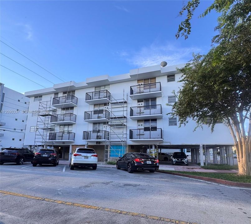 For Rent: $2,200 (1 beds, 1 baths, 563 Square Feet)
