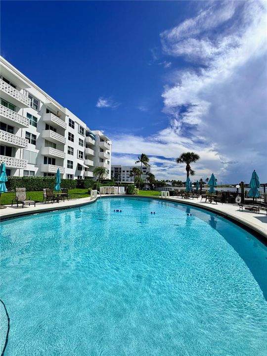 En Venta: $450,000 (1 camas, 1 baños, 724 Pies cuadrados)