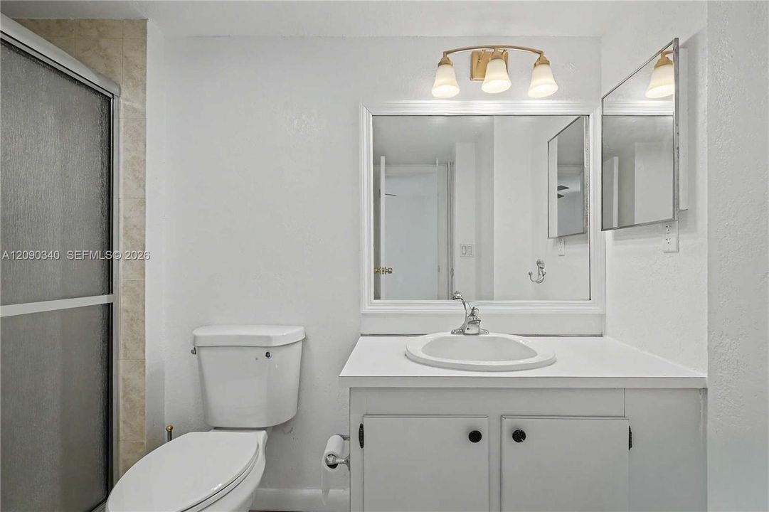 В аренду: $2,600 (2 спален, 2 ванн, 1138 Квадратных фут)