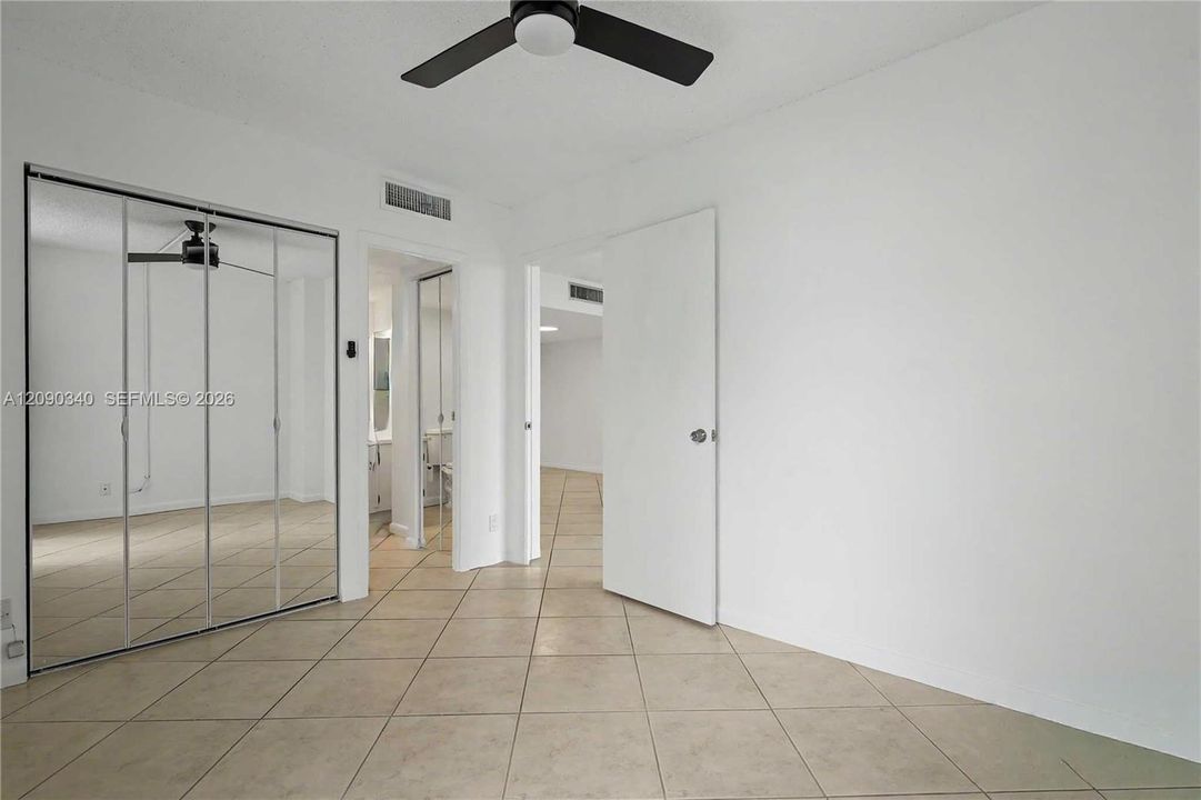 В аренду: $2,600 (2 спален, 2 ванн, 1138 Квадратных фут)