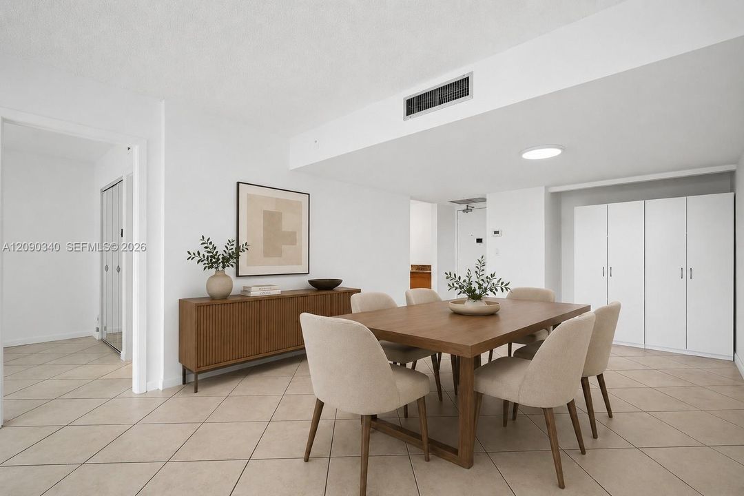 В аренду: $2,600 (2 спален, 2 ванн, 1138 Квадратных фут)