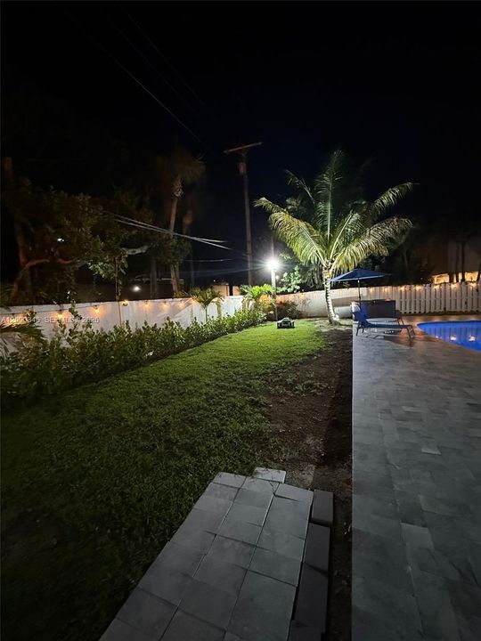 For Rent: $6,500 (4 beds, 2 baths, 1945 Square Feet)