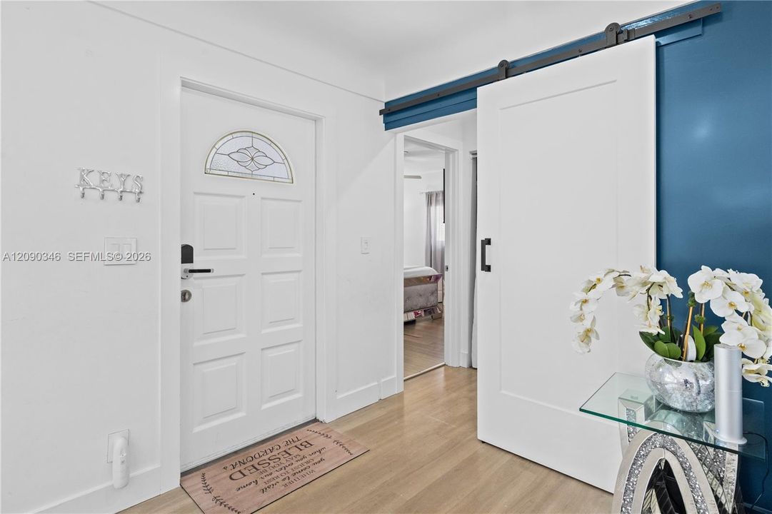 For Rent: $6,500 (4 beds, 2 baths, 1945 Square Feet)