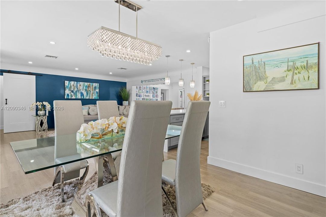 For Rent: $6,500 (4 beds, 2 baths, 1945 Square Feet)