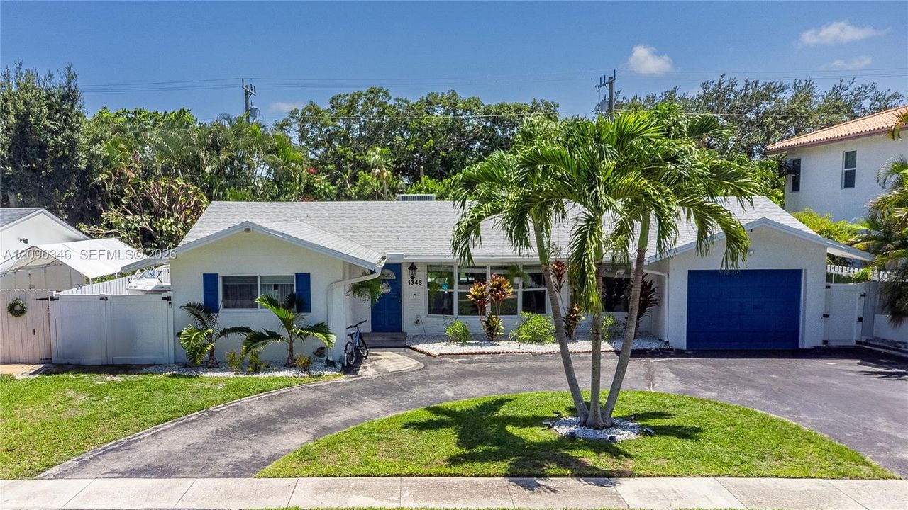 For Rent: $6,500 (4 beds, 2 baths, 1945 Square Feet)