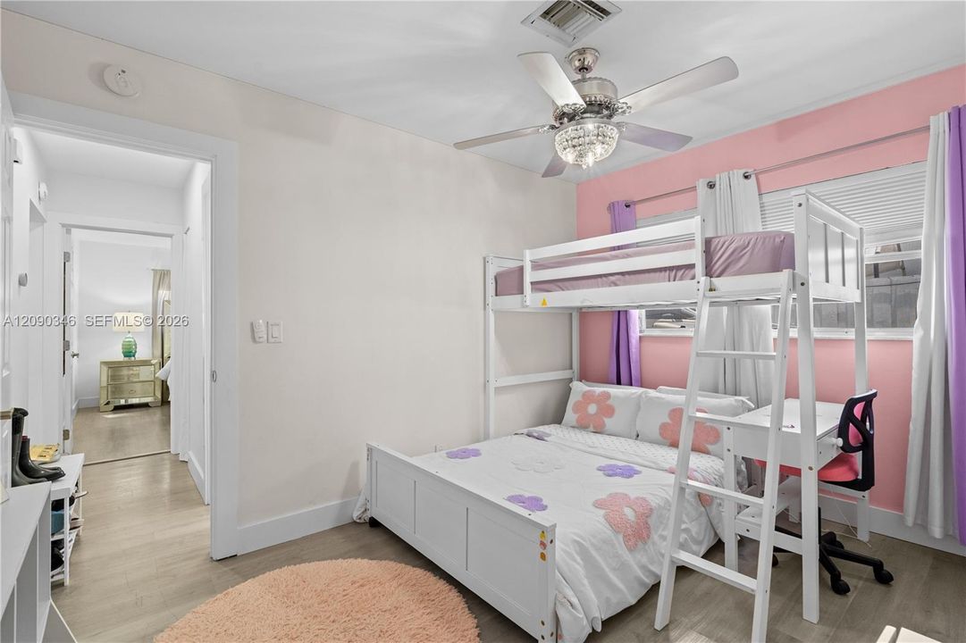 For Rent: $6,500 (4 beds, 2 baths, 1945 Square Feet)