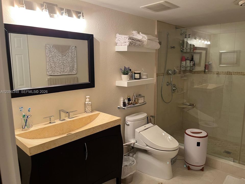 For Sale: $585,000 (2 beds, 2 baths, 1665 Square Feet)