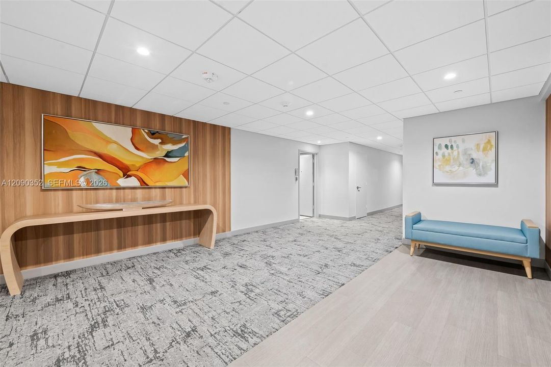 For Sale: $549,000 (2 beds, 2 baths, 1426 Square Feet)