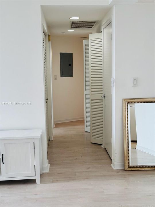 В аренду: $2,300 (1 спален, 1 ванн, 860 Квадратных фут)