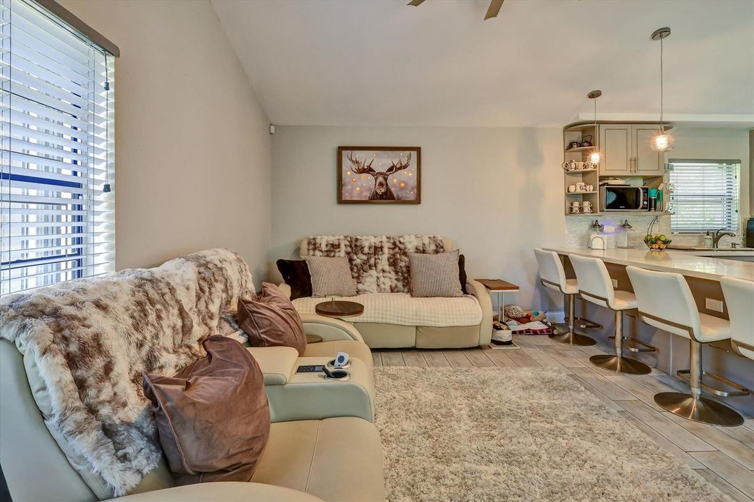 37-7007 NW 40th Pl-37