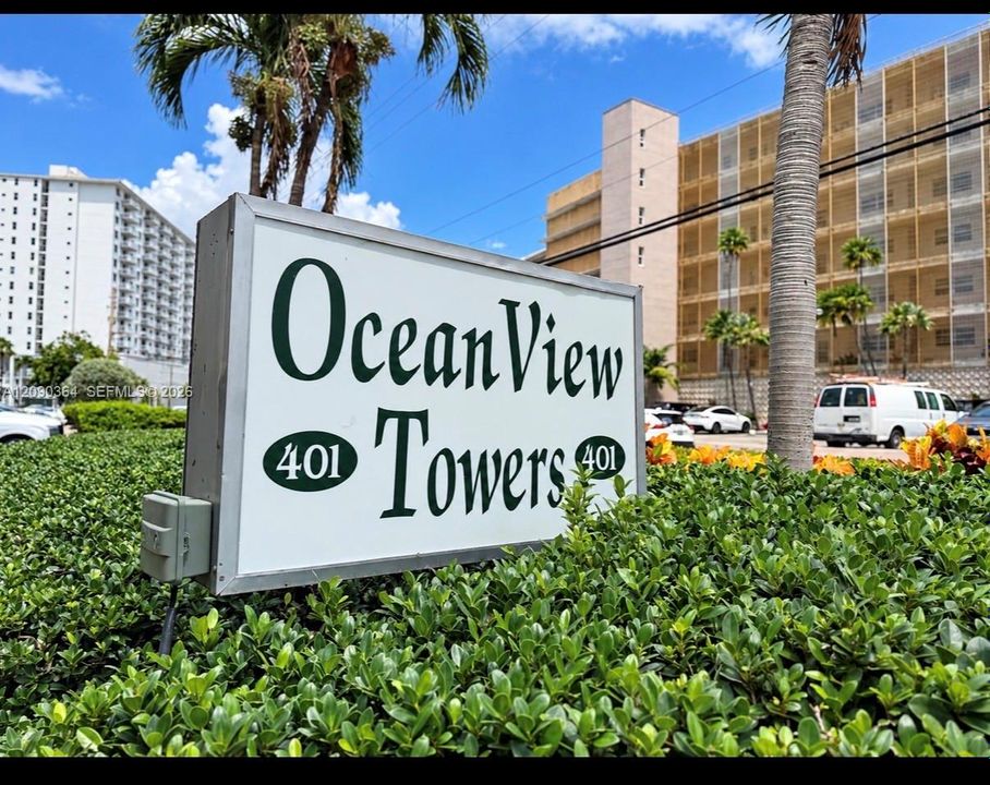 For Rent: $3,300 (2 beds, 2 baths, 1250 Square Feet)