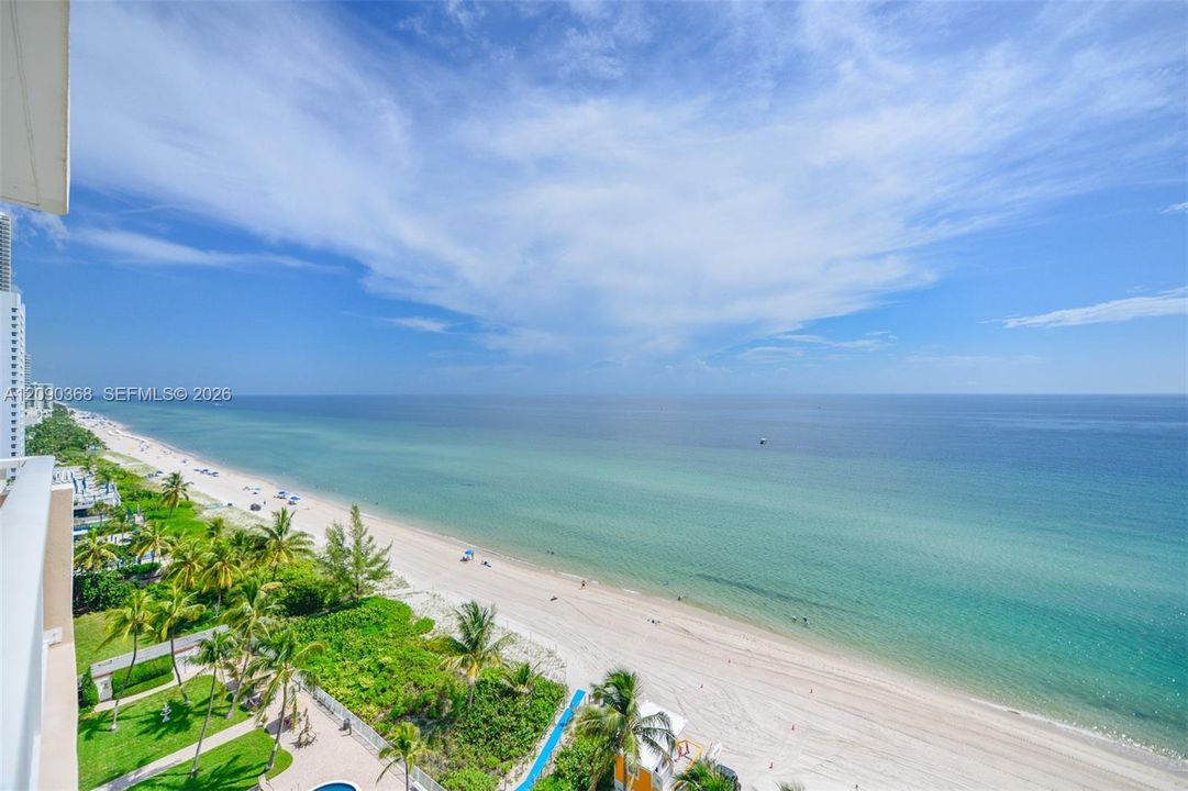 For Sale: $845,000 (2 beds, 2 baths, 1380 Square Feet)