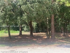 На продажу: $15,900 (0.18 acres)