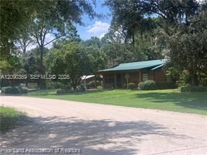 На продажу: $15,900 (0.18 acres)