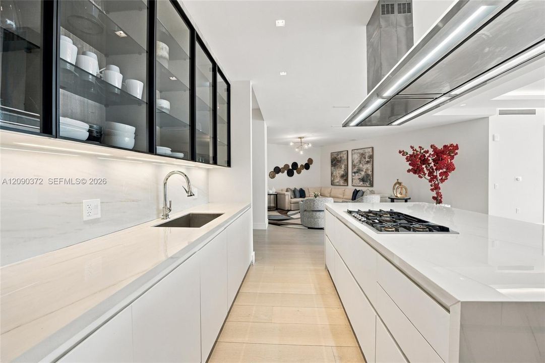 For Sale: $11,150,000 (3 beds, 4 baths, 3296 Square Feet)