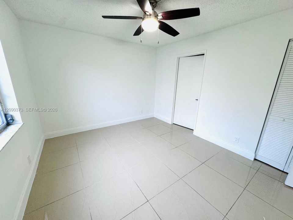 En Venta: $190,000 (2 camas, 2 baños, 832 Pies cuadrados)