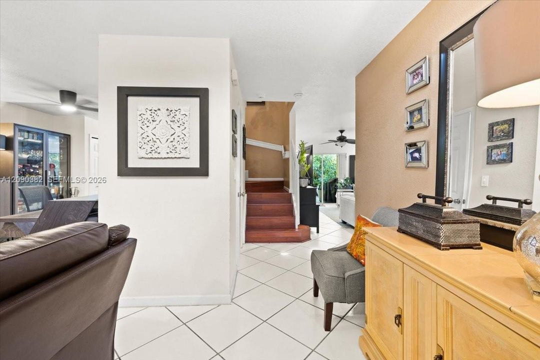 For Sale: $495,000 (3 beds, 2 baths, 1671 Square Feet)