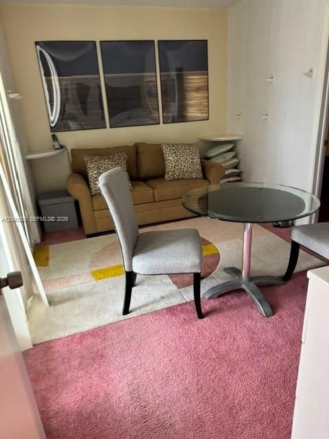 В аренду: $3,200 (2 спален, 2 ванн, 980 Квадратных фут)