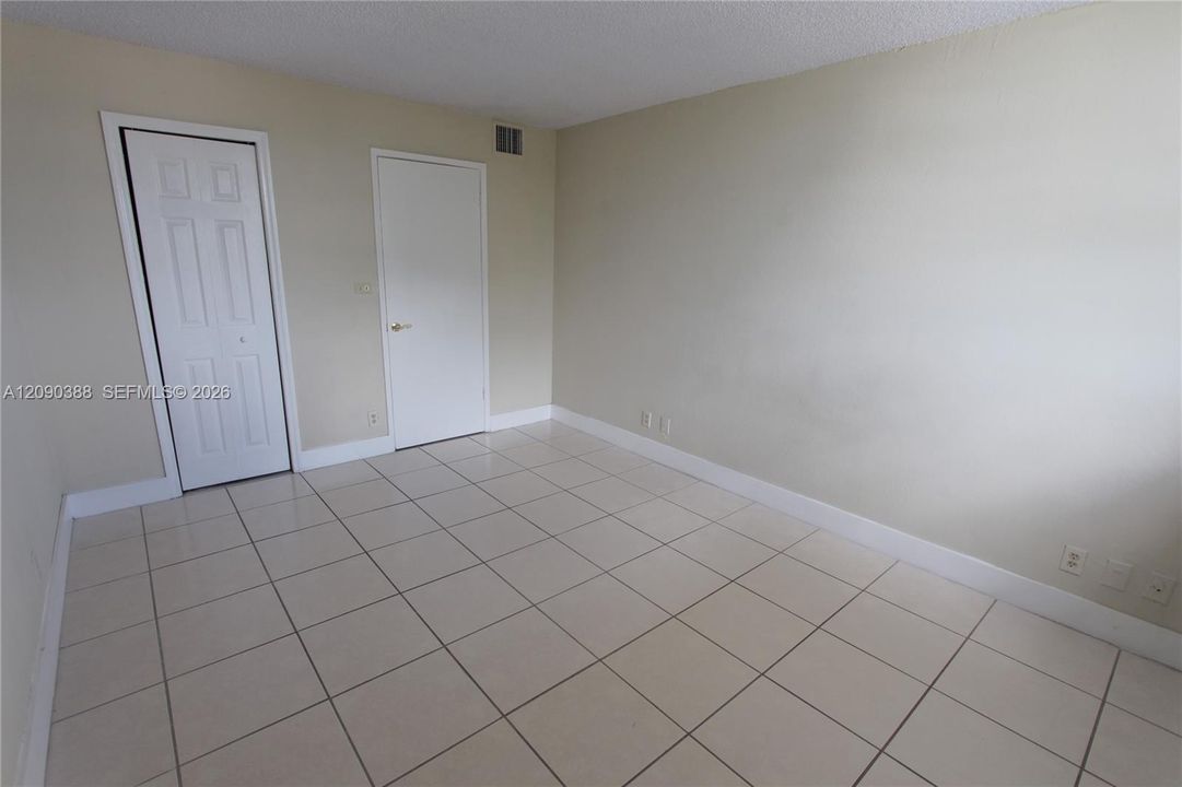 For Rent: $1,775 (1 beds, 1 baths, 598 Square Feet)