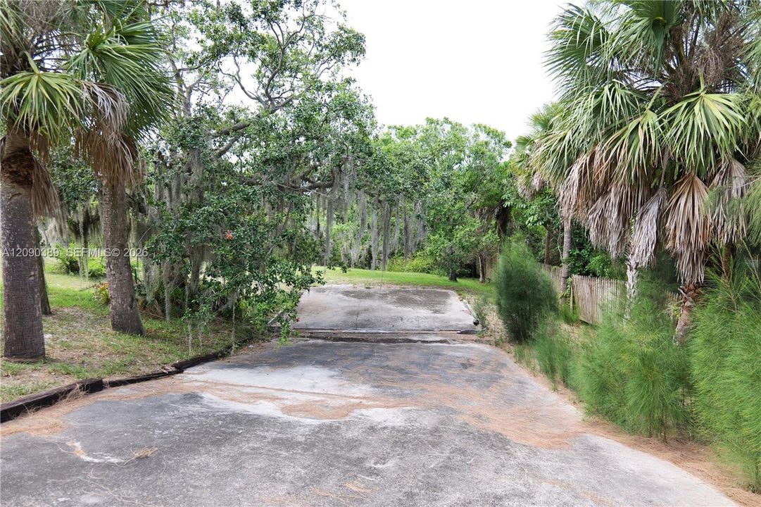 En Venta: $499,000 (0.23 acres)